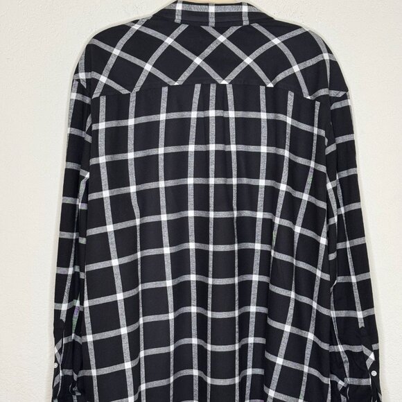 EUC JCREW Flannel Shirt Woman's Plus 2X Cotton Black Ivory Plaid Relaxed Fit - Picture 4 of 10